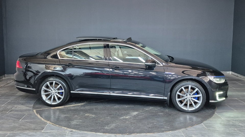 VW Passat 1,4 GTE DSG 4d