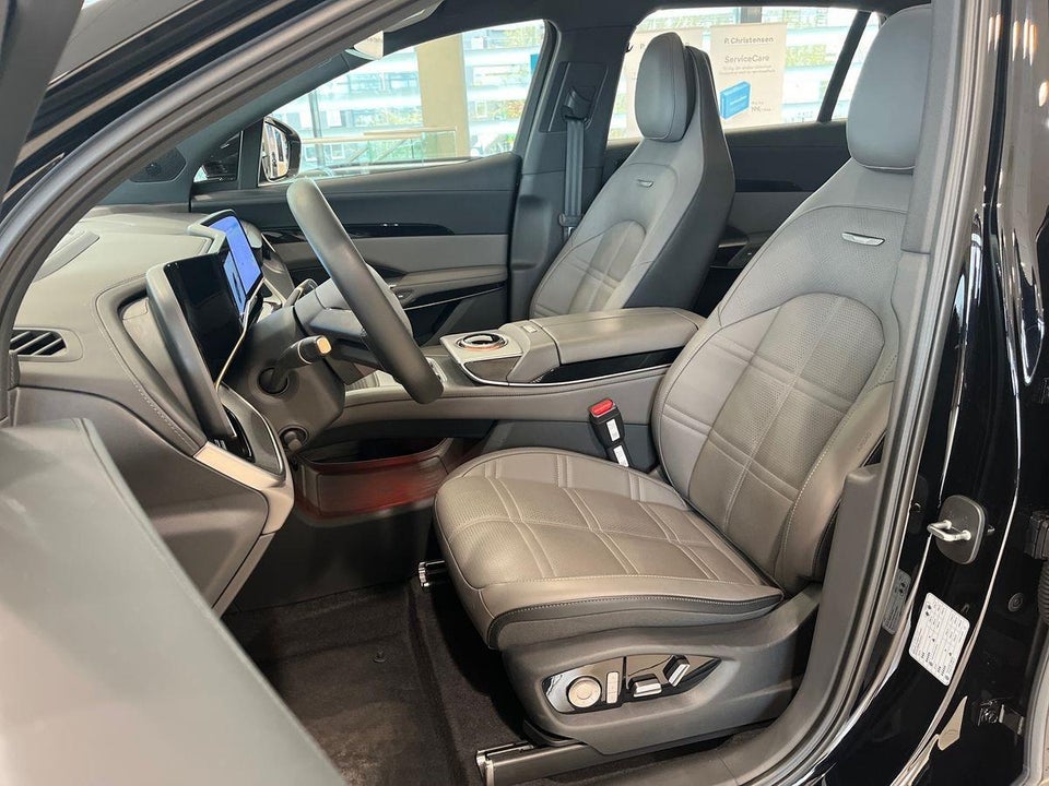 Hongqi EHS7 111 Exclusive 5d