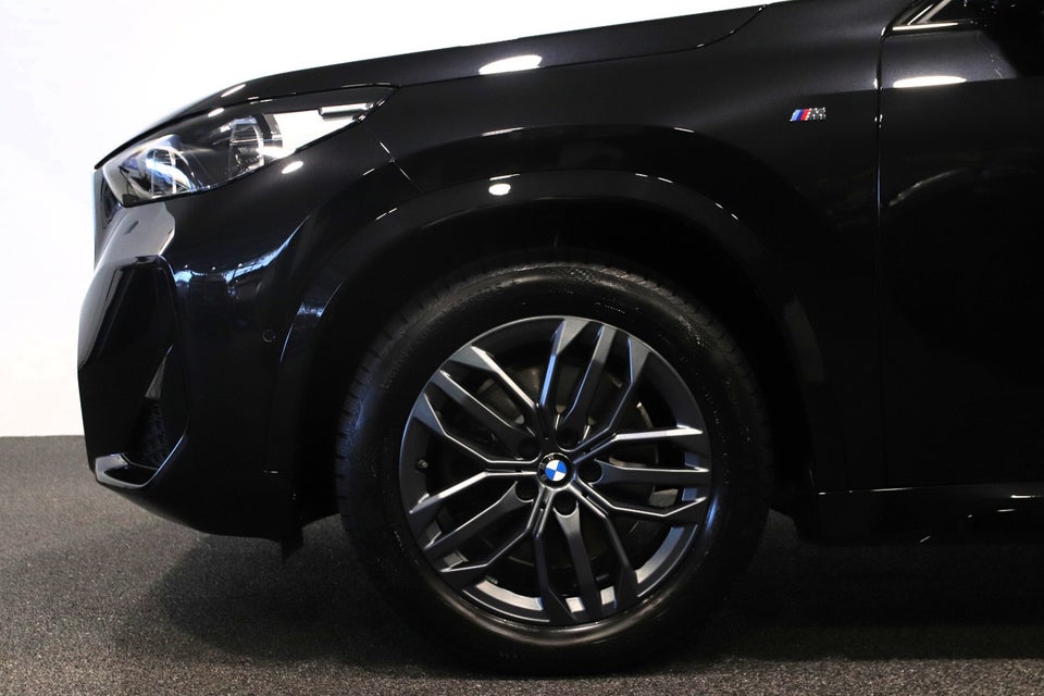 BMW iX1 xDrive30 M-Sport 5d
