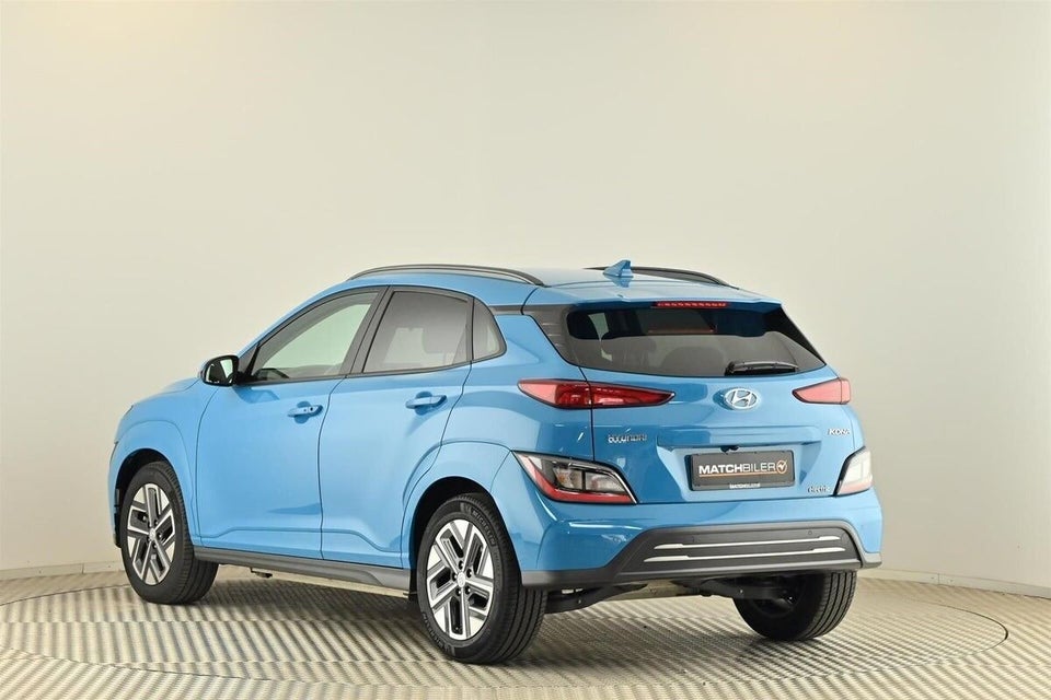 Hyundai Kona 64 EV Essential 5d