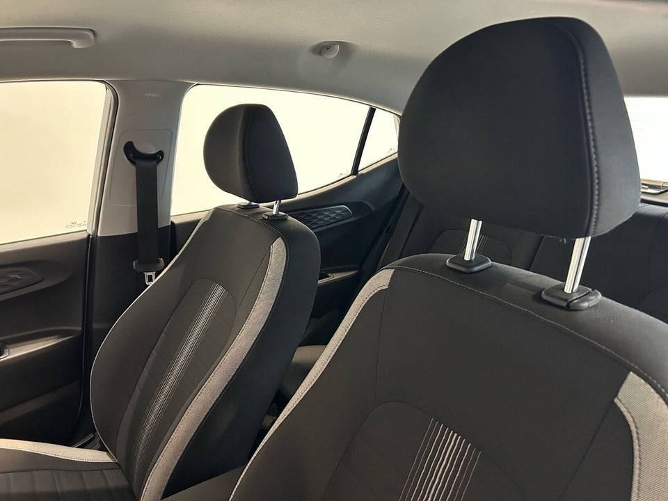 Hyundai i10 1,0 MPi Essential 5d