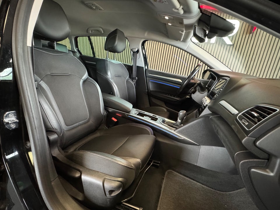 Renault Megane IV 1,6 E-Tech Intens Sport Tourer 5d