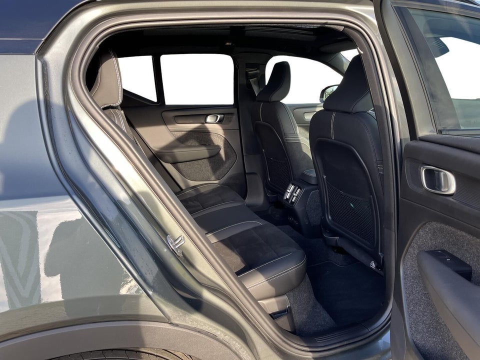 Volvo EX40 Extended Range Ultra Excess 5d