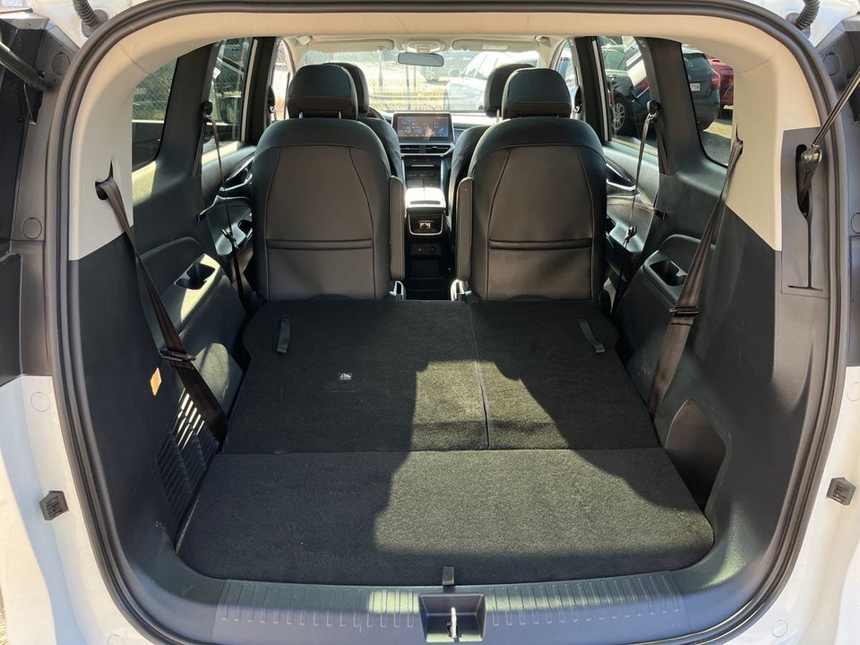 Maxus Euniq5 70 6prs 5d