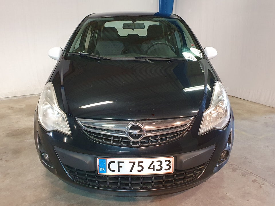 Opel Corsa 1,4 16V Cosmo 5d