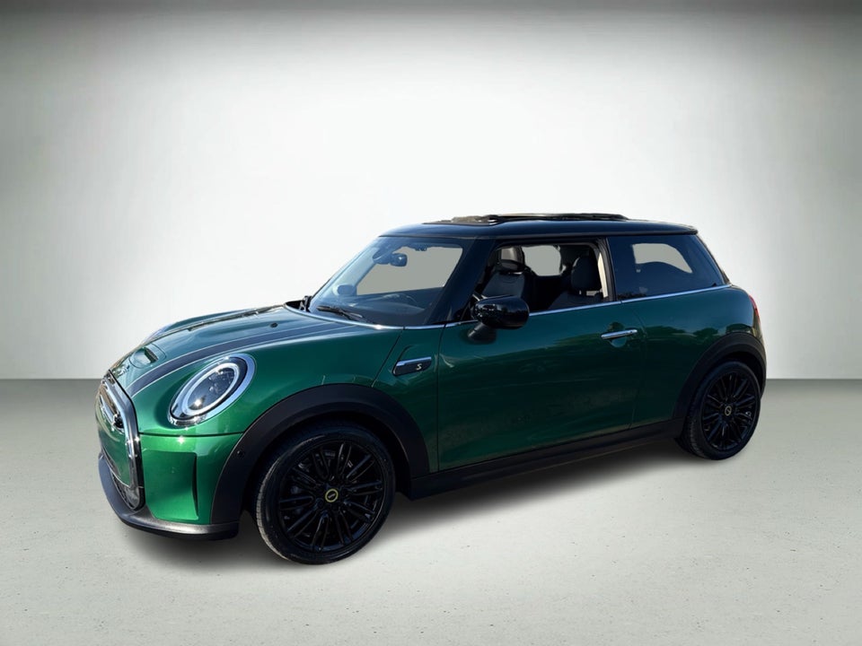 MINI Cooper SE Classic Trim 3d