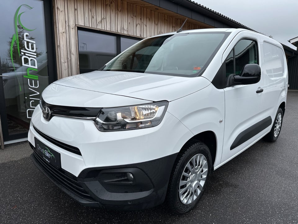 Toyota ProAce City 1,2 T 110 Medium Comfort 5d