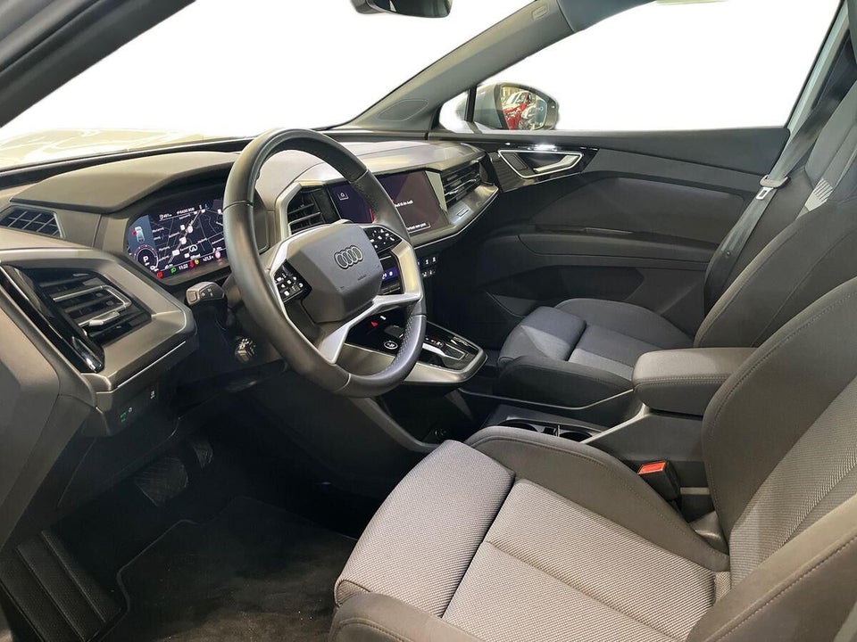 Audi Q4 e-tron 45 Progress 5d