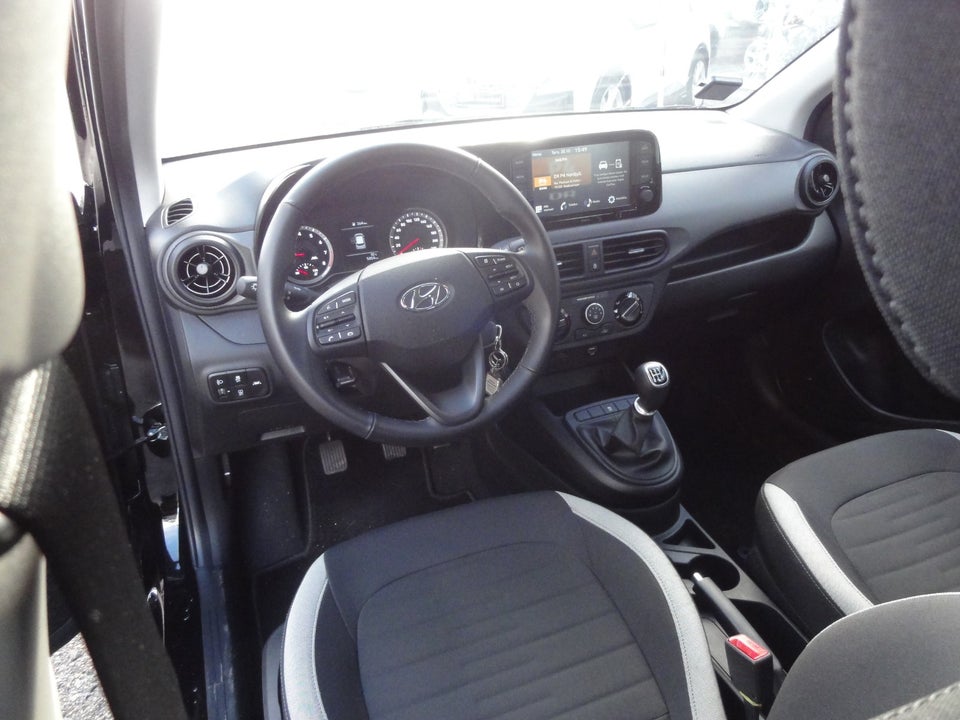 Hyundai i10 1,0 MPi Essential 5d