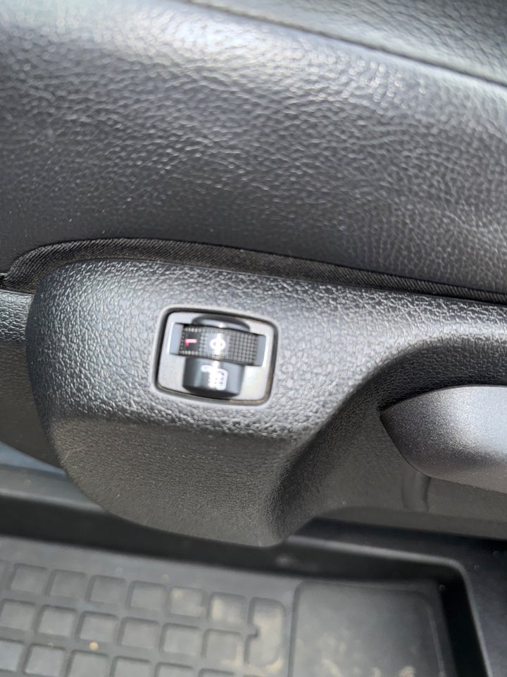 Peugeot Expert 2,0 BlueHDi 120 L2 Plus Van