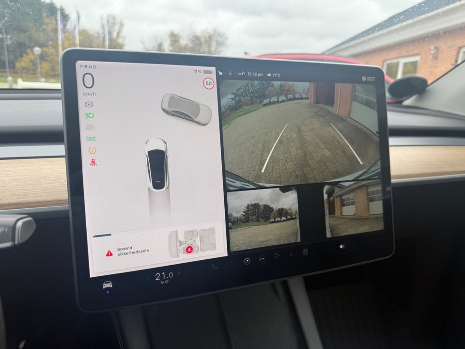 Tesla Model Y Long Range AWD 5d