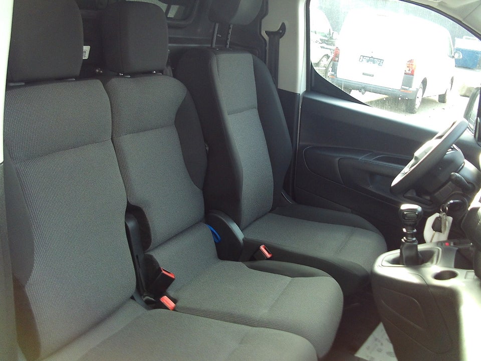Peugeot Partner 1,5 BlueHDi 100 L1V1 Plus Van