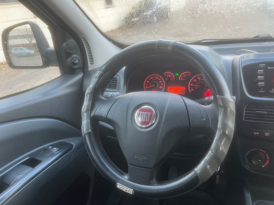 Fiat Doblò 1,3 MJT 90 Family 7prs 5d