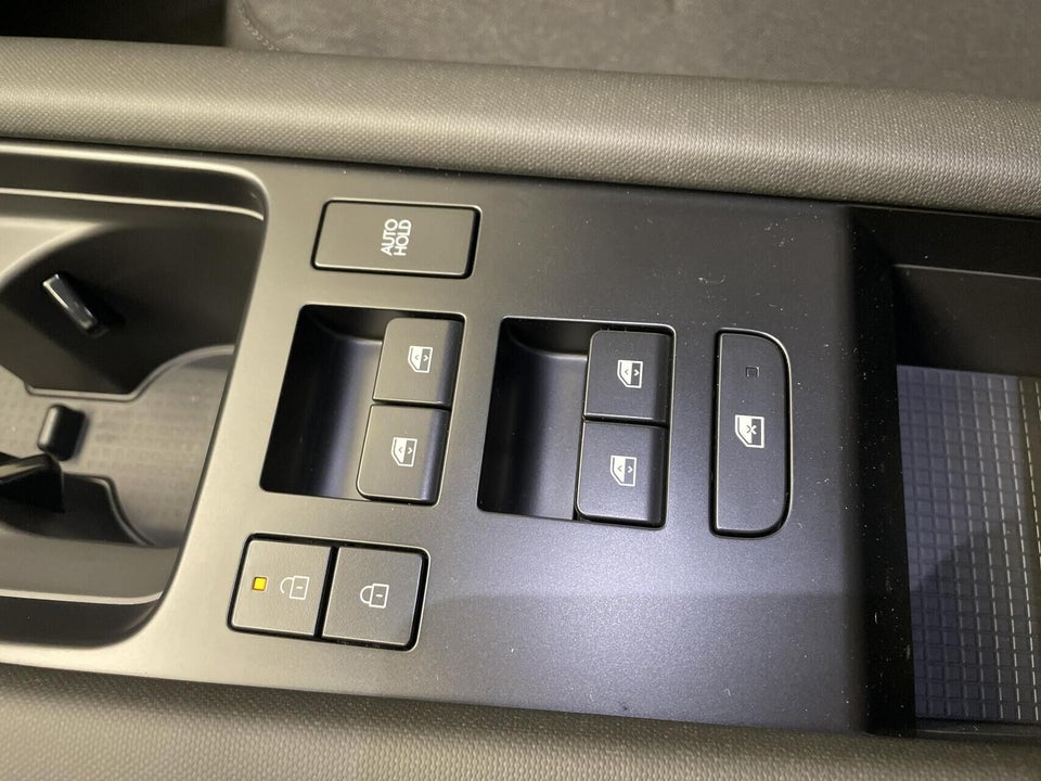 Hyundai Ioniq 6 77 Essential 4d