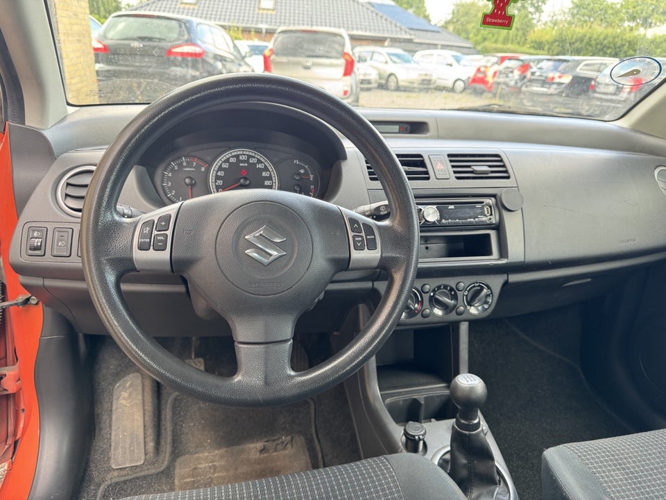Suzuki Swift 1,5 GLX 5d
