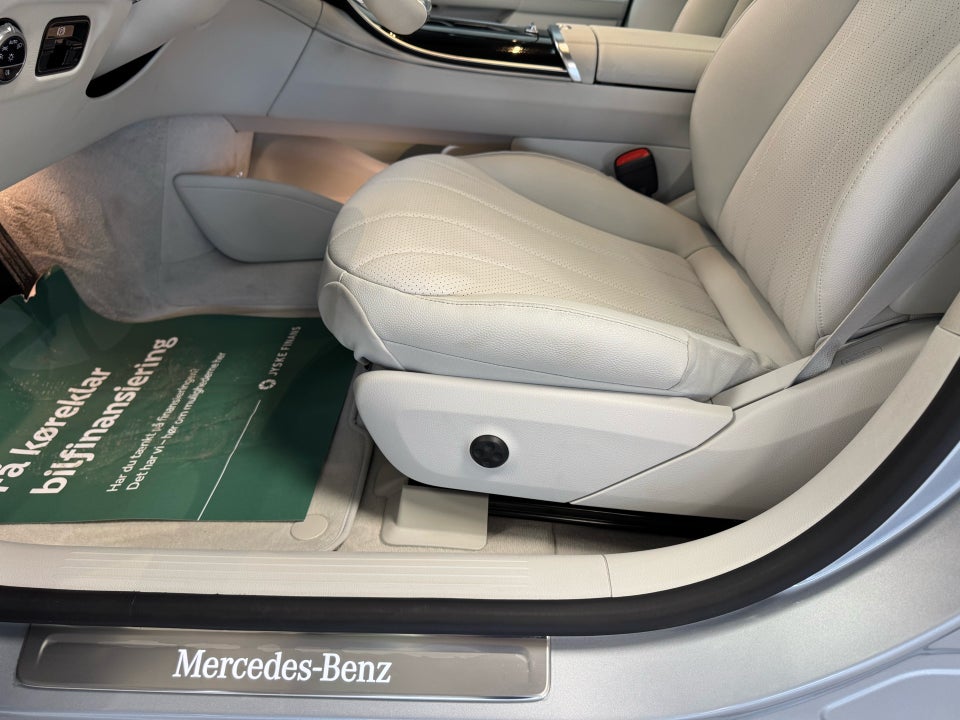 Mercedes EQE300 Electric Art 4d