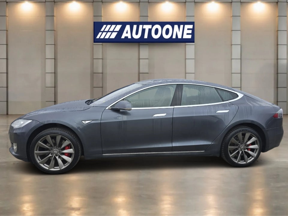 Tesla Model S P85D 5d