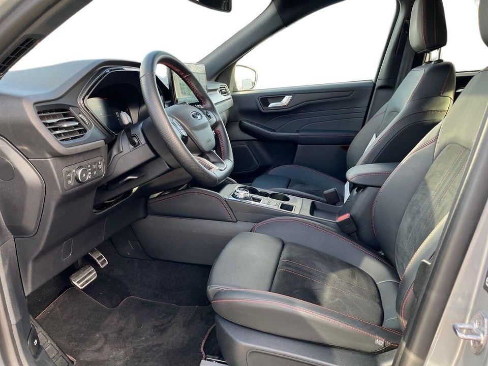 Ford Kuga 2,5 PHEV ST-Line X CVT 5d