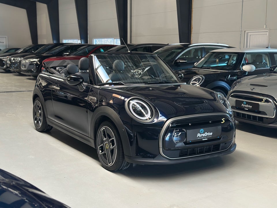MINI Cooper SE Cabriolet 2d