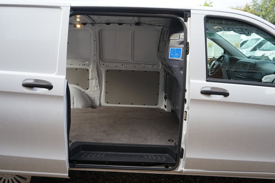 Mercedes Vito 114 2,0 CDi A2 Kassevogn PRO RWD