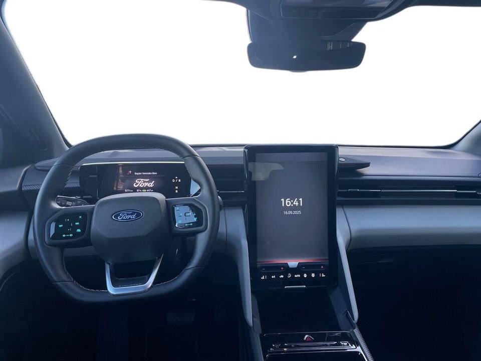 Ford Explorer 77 Premium Extended Range 5d