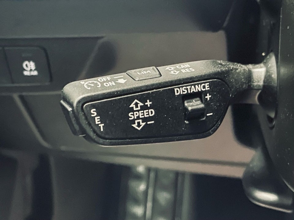 Audi Q4 e-tron 40 Advanced 5d