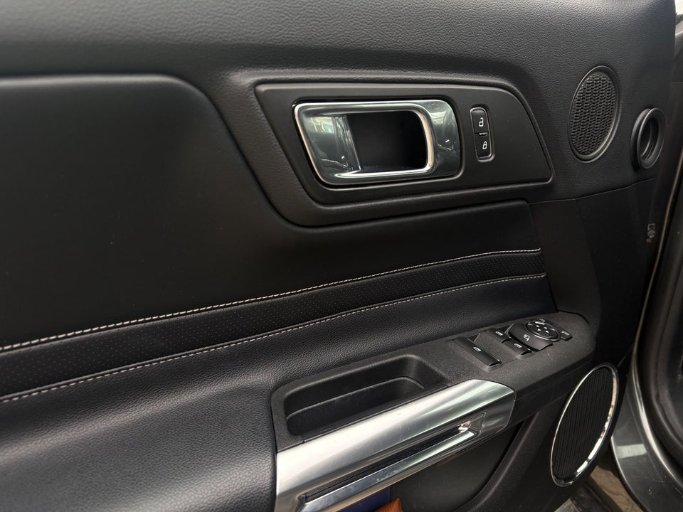 Ford Mustang 5,0 V8 GT Convertible 2d