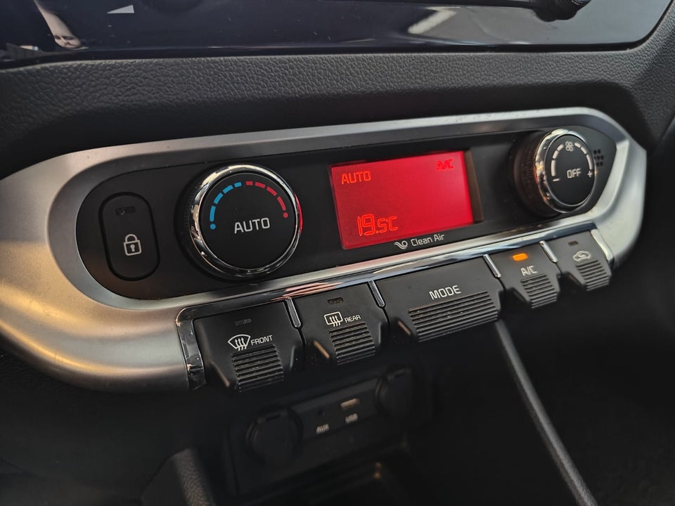 Kia Rio 1,2 CVVT Style 5d