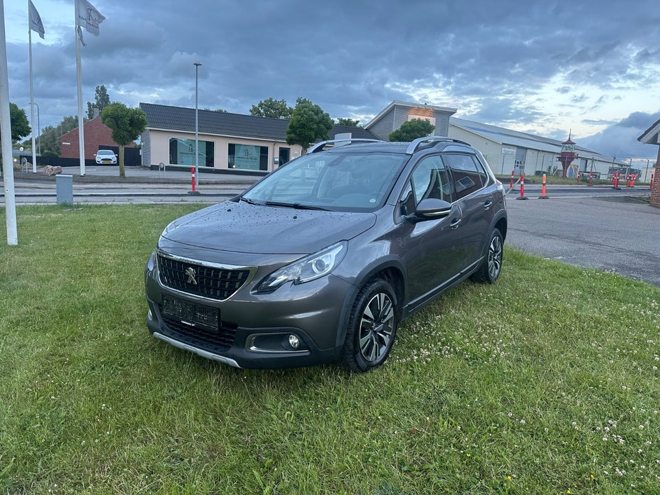 Peugeot 2008 1,6 BlueHDi 100 Allure Sky 5d