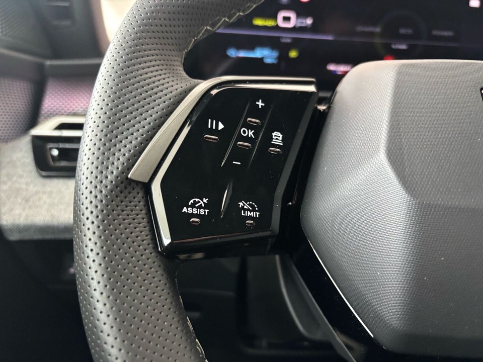 Peugeot e-5008 77 GT Pack 7prs 5d