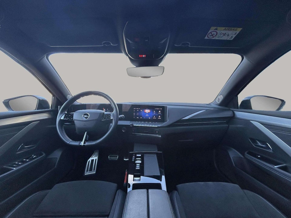 Opel Astra-e 54 Ultimate 5d