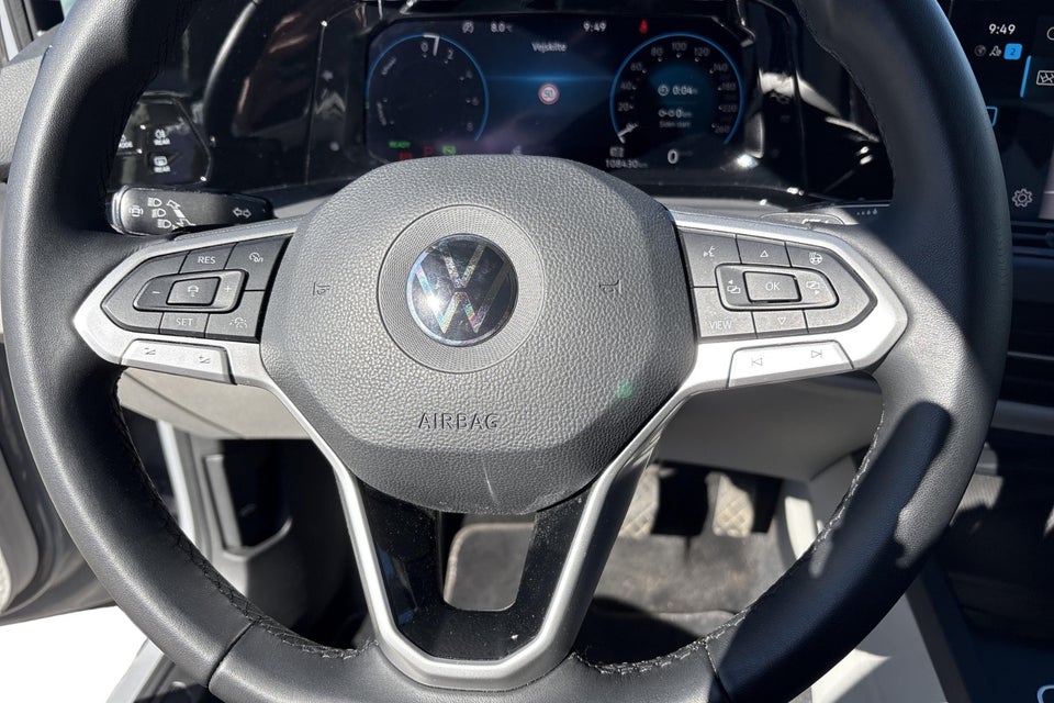 VW Golf VIII 1,4 eHybrid DSG 5d