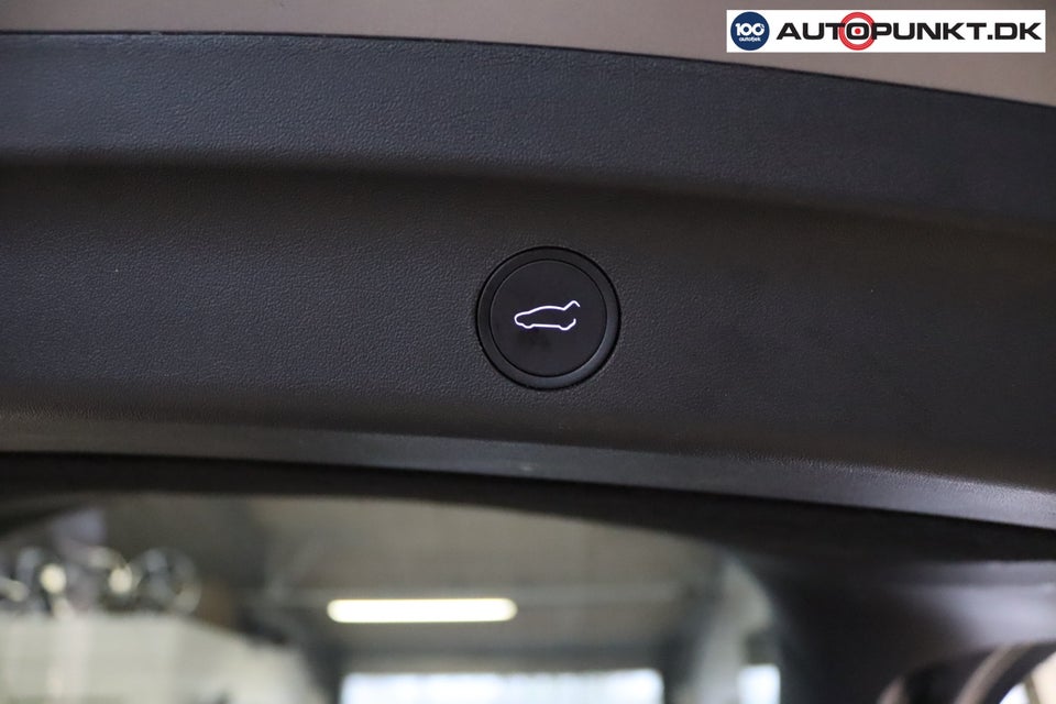 Tesla Model Y Long Range AWD 5d