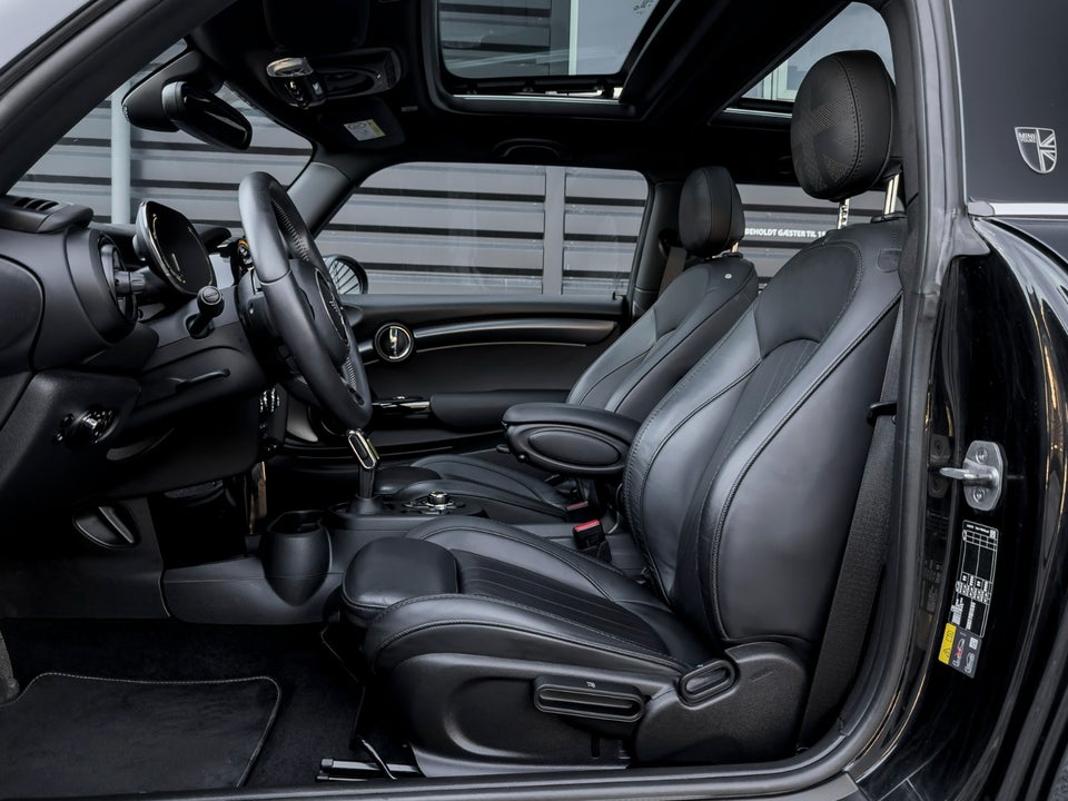 MINI Cooper SE Younique Trim 3d