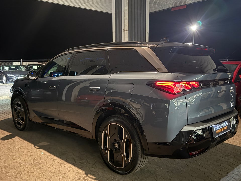 Peugeot e-5008 77 GT 7prs 5d