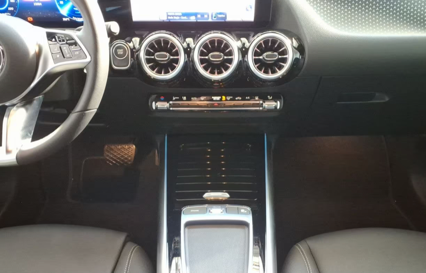 Mercedes EQA250+ Progressive Advance 5d