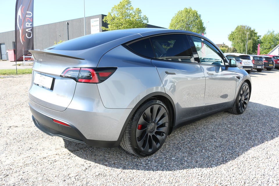 Tesla Model Y Performance AWD 5d