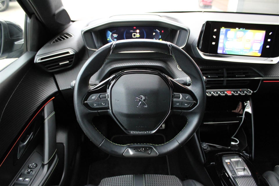 Peugeot e-208 50 GT 5d