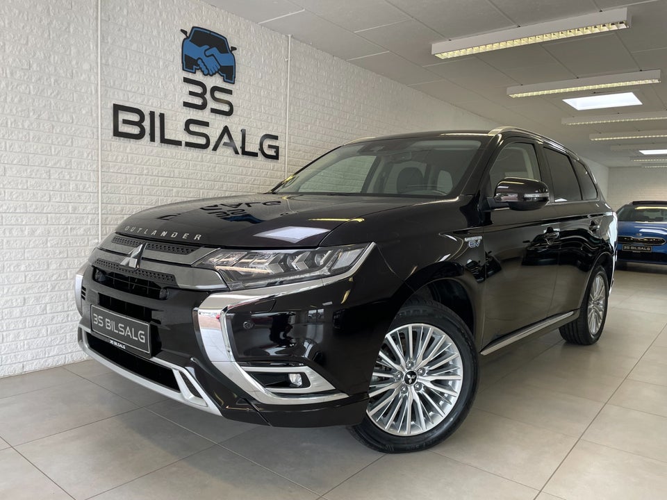 Mitsubishi Outlander 2,4 PHEV Intense CVT 4WD 5d