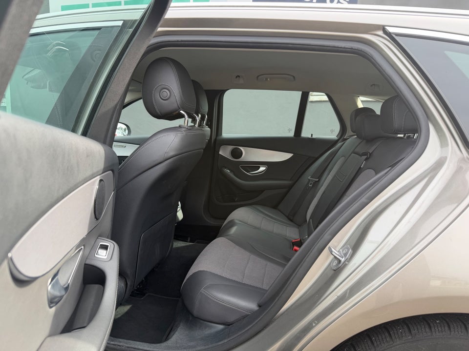 Mercedes C220 d 2,0 Advantage stc. aut. 5d