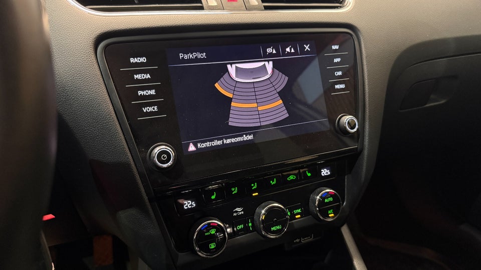 Skoda Octavia 1,5 TSi 150 Ambition Combi DSG 5d