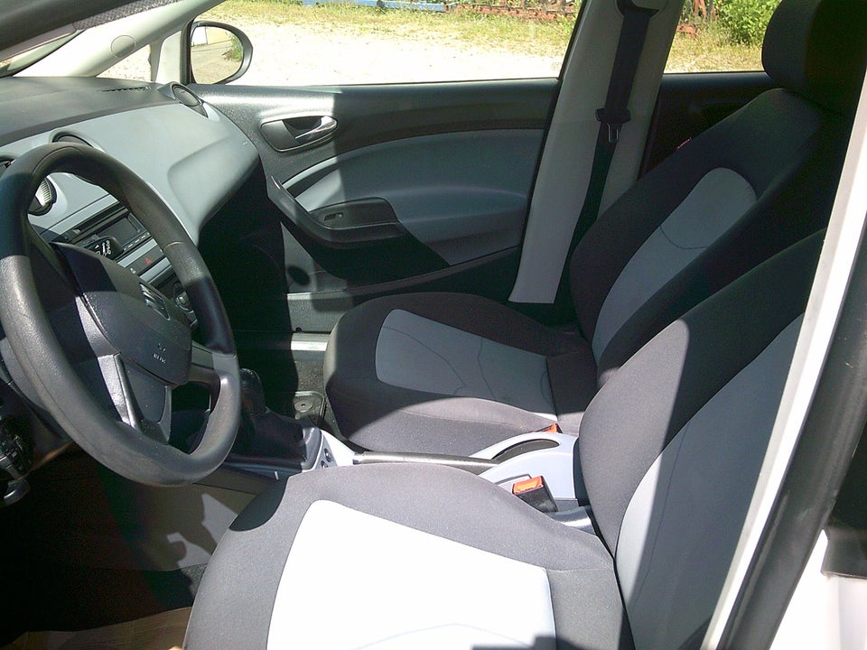Seat Ibiza 1,2 12V 70 Reference ST 5d