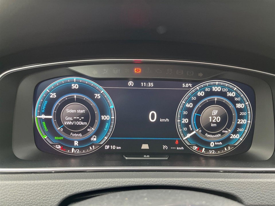 VW Golf VIII 1,4 GTE DSG 5d