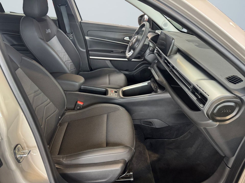 Jeep Avenger 54 Summit 5d