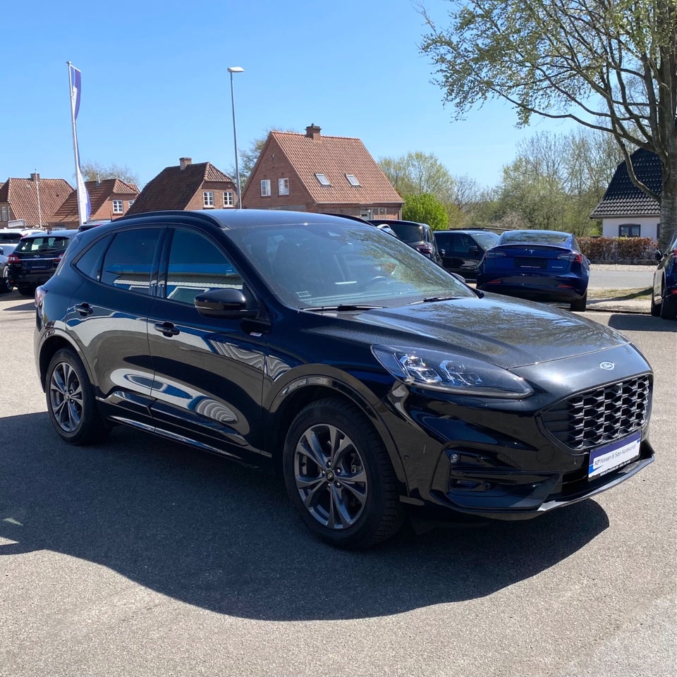 Ford Kuga 2,5 PHEV ST-Line CVT 5d