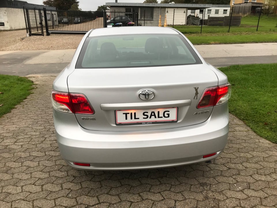 Toyota Avensis 1,6 VVT-i T1 4d