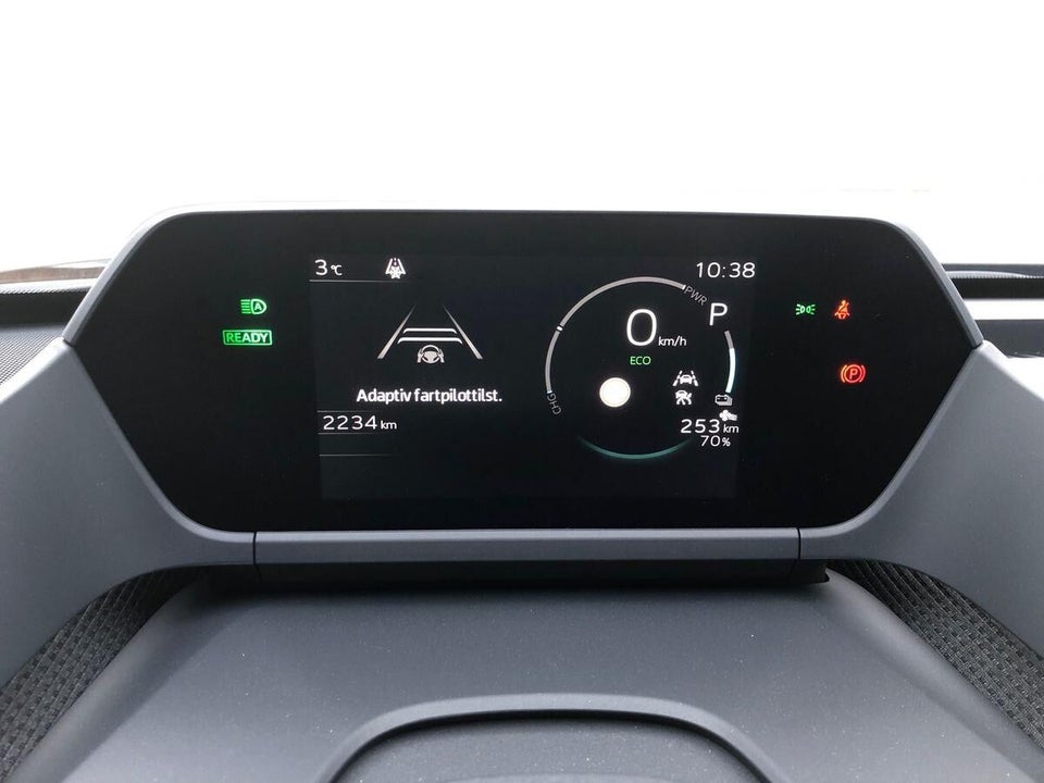 Toyota bZ4X Executive 5d