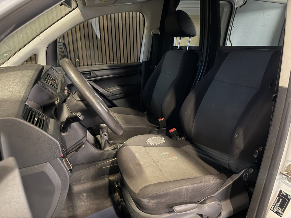 VW Caddy 2,0 TDi 75 BMT Van 4d