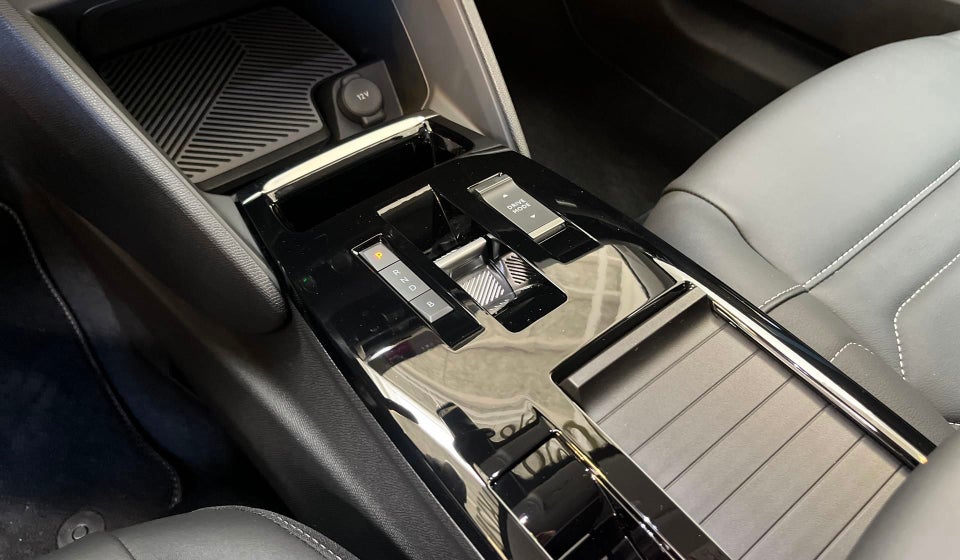 Citroën ë-C4 50 Shine 5d