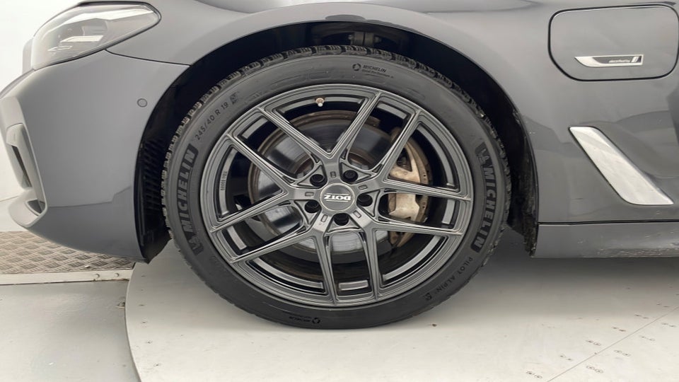BMW 545e 3,0 M-Sport xDrive aut. 4d